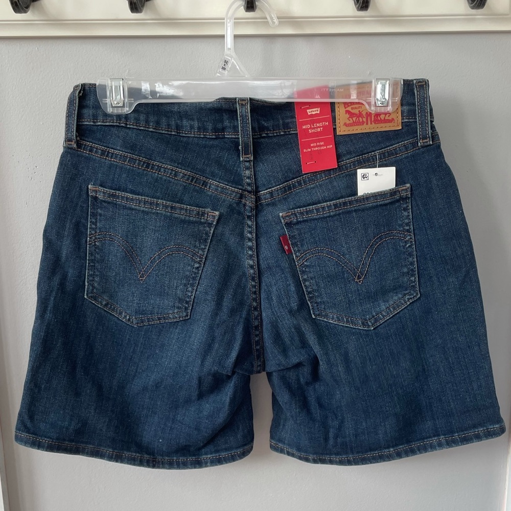 levi’s dark wash